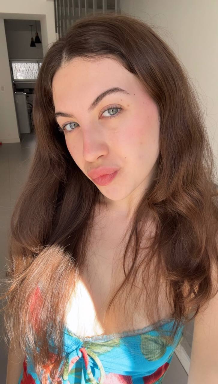 Nude girl Amber in Cuiaba