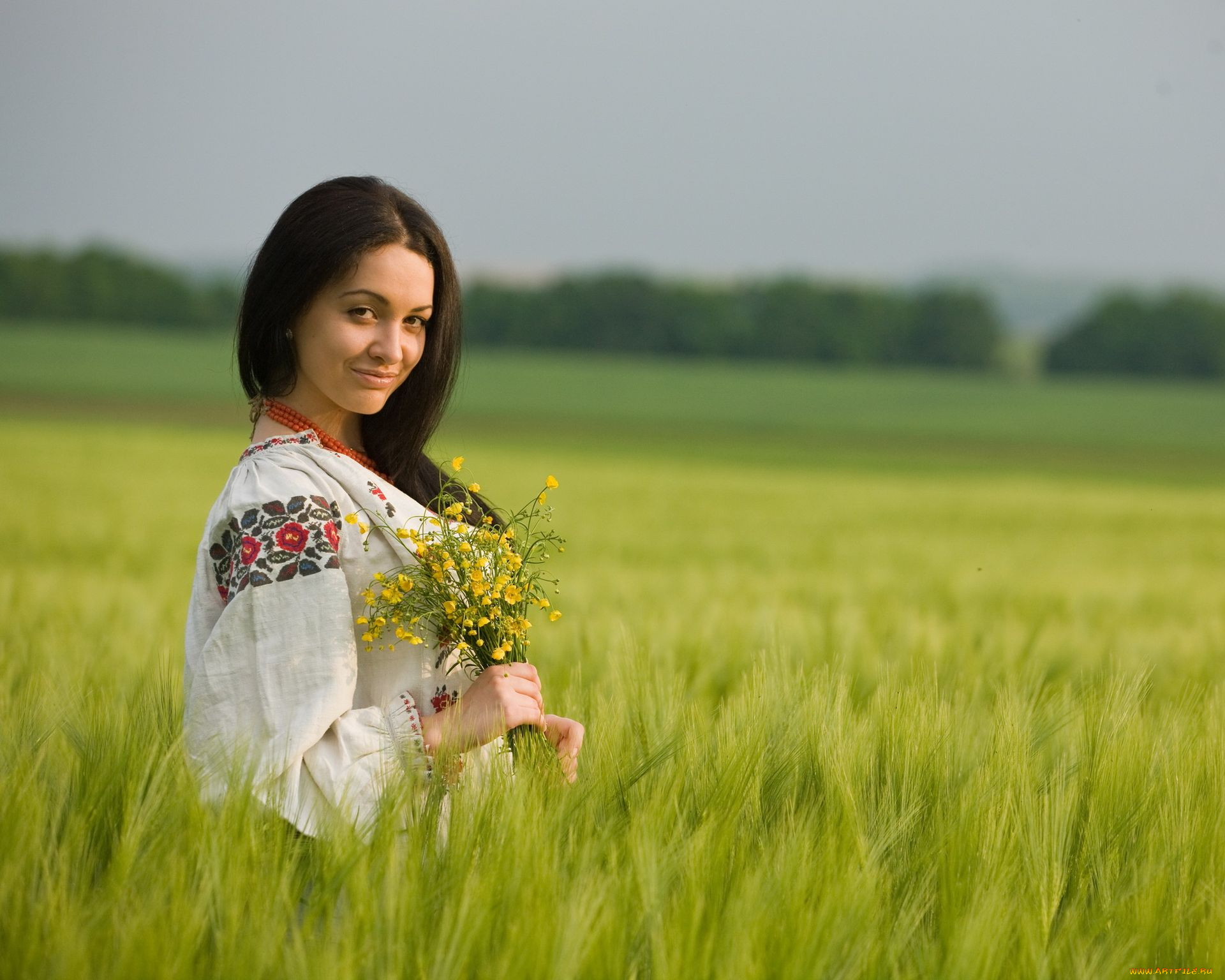 Women in Slavic costumes in Cuiaba