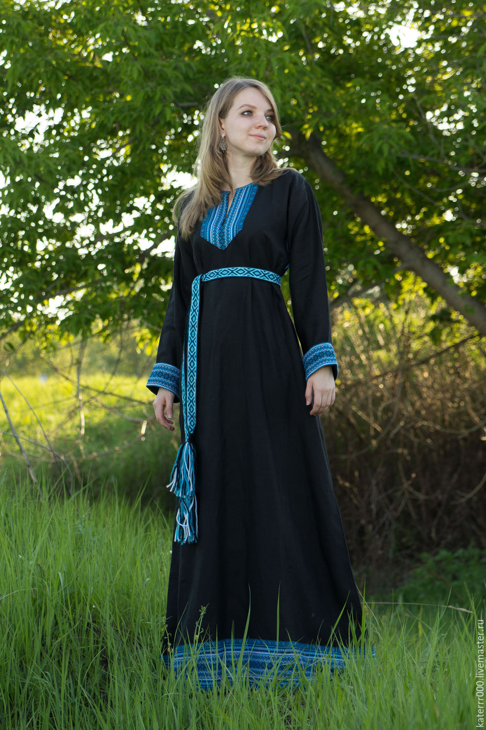 Women in Slavic costumes in Cuiaba