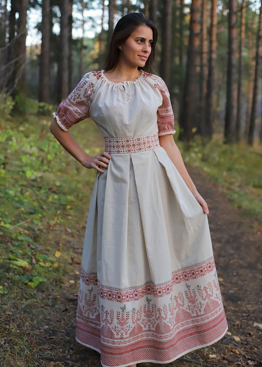 Girls in Slavic costumes in Cuiaba