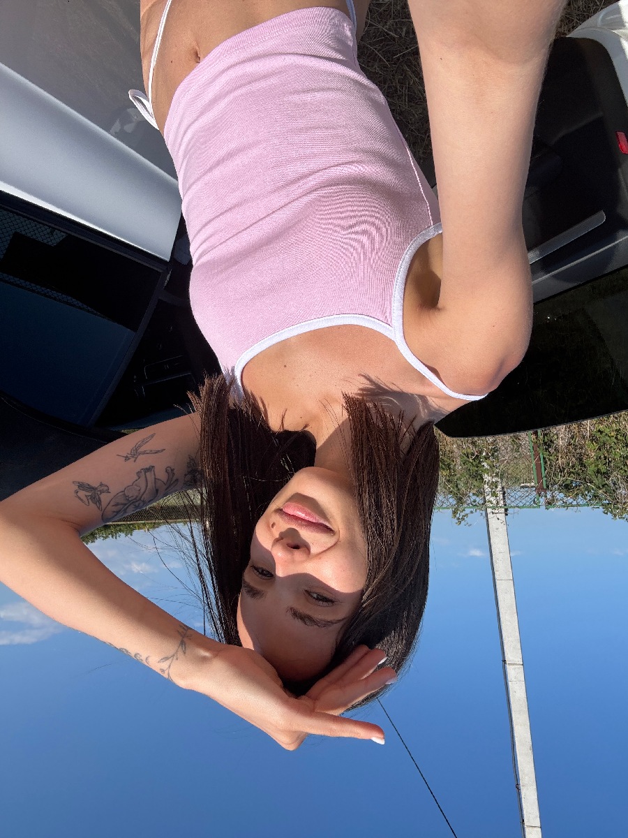 Sexy model Tina in Cuiaba